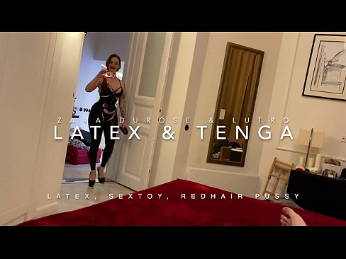 ❤️ Usisi otholwa enekhanda elibomvu egqoke imvunulo ye-latex ebhejwa usingamzali Izocansi ezinhle kithi ❌❤